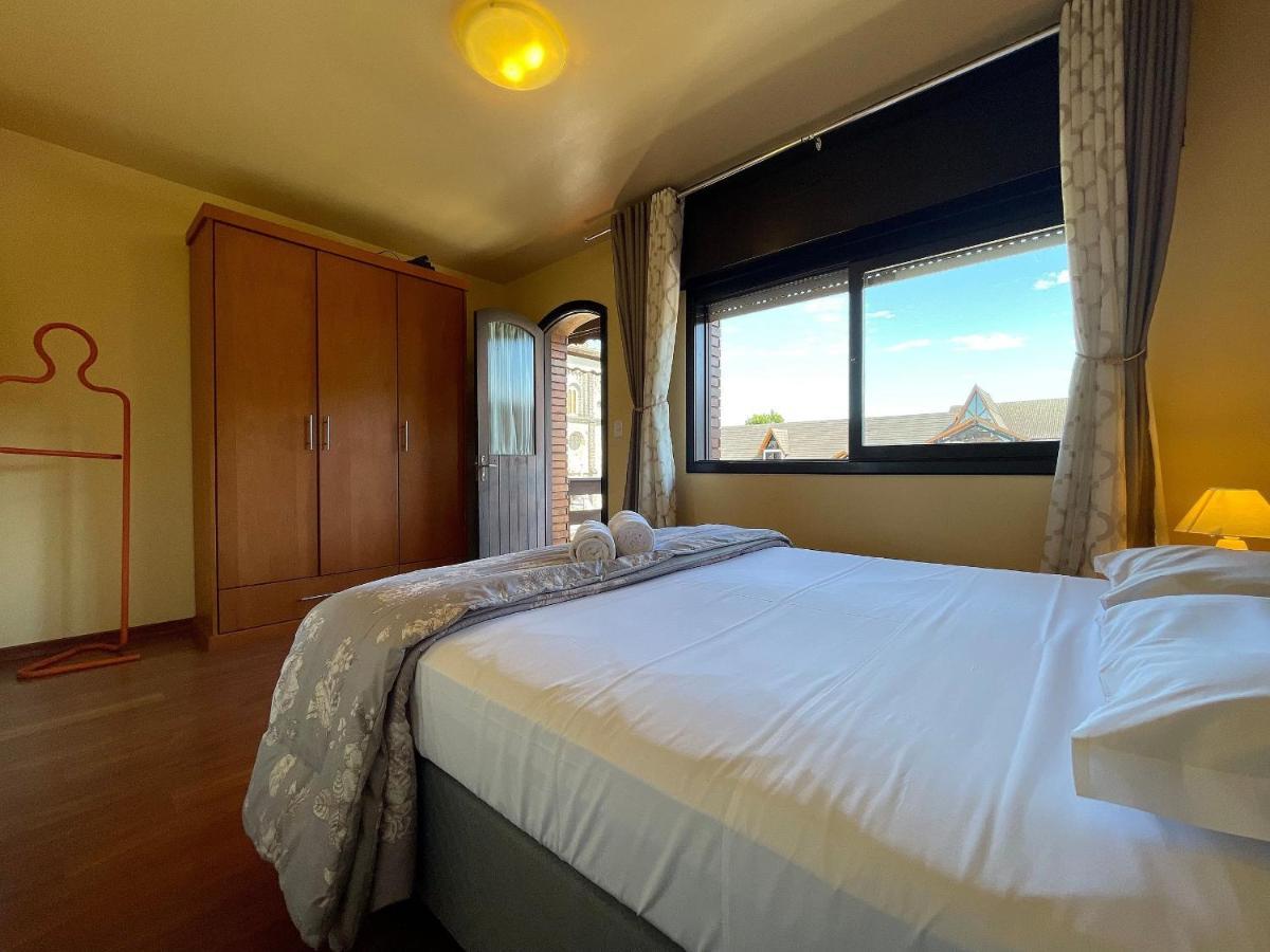 Apartamento Oppitz - No Coracao De Gramado Junto Da Rua Coberta Appartamento Esterno foto