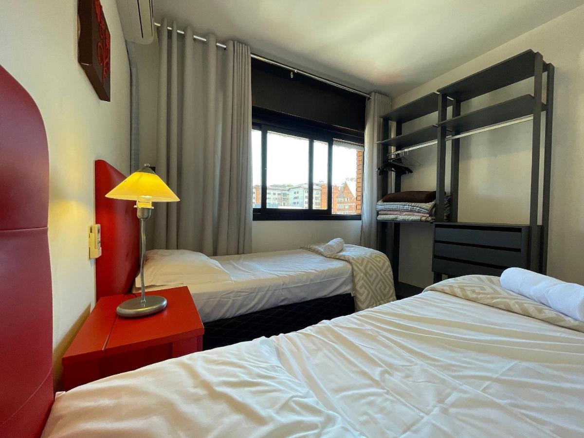 Apartamento Oppitz - No Coracao De Gramado Junto Da Rua Coberta Appartamento Esterno foto