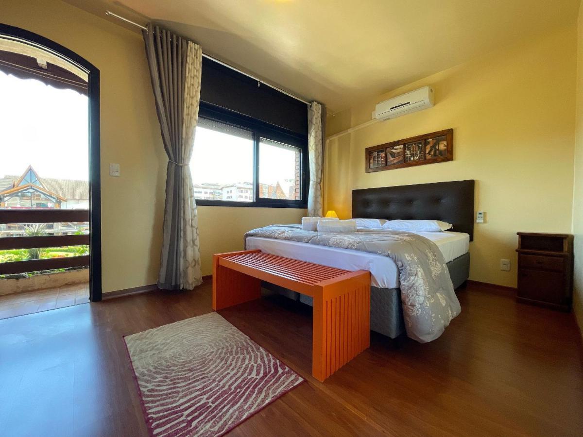 Apartamento Oppitz - No Coracao De Gramado Junto Da Rua Coberta Appartamento Esterno foto